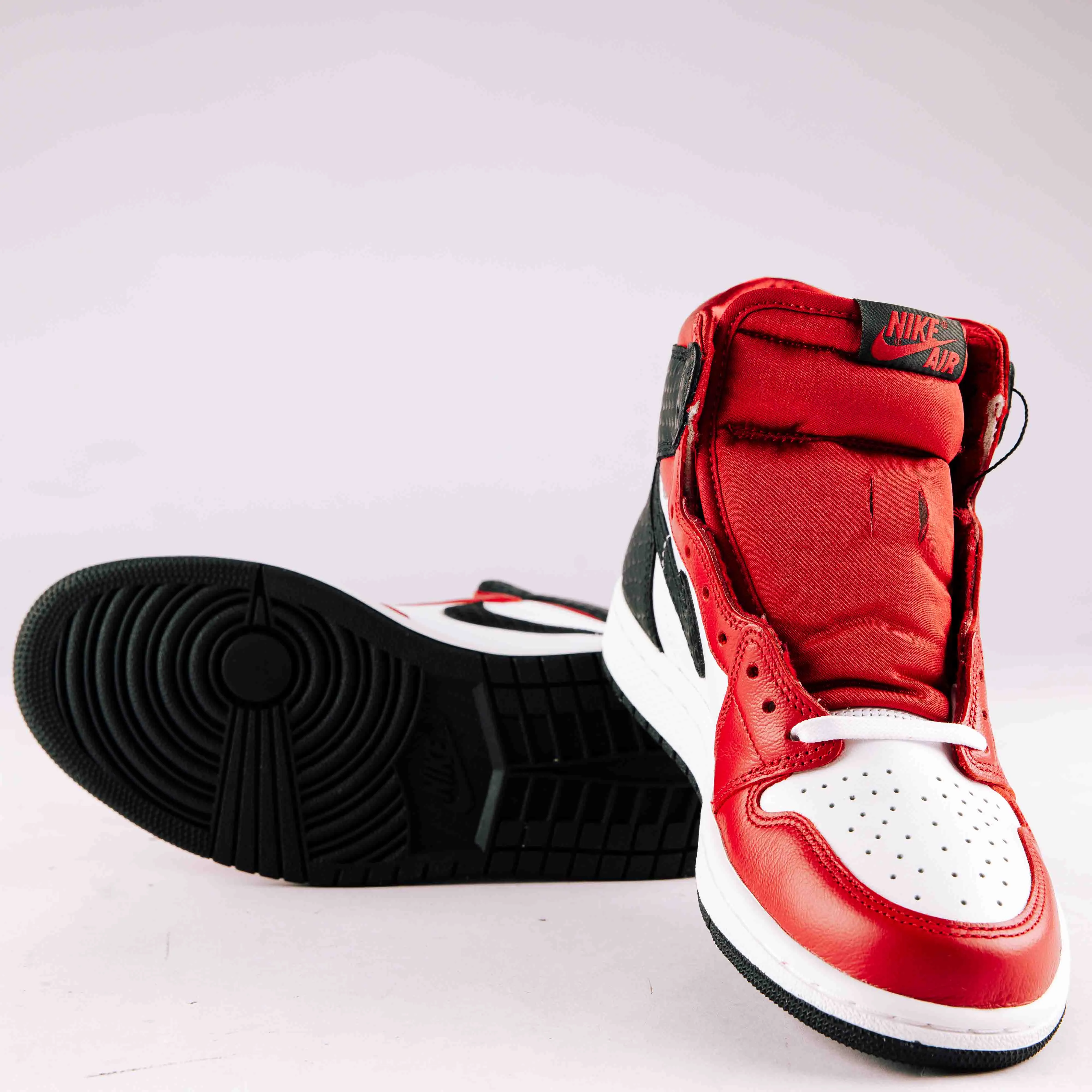 Jordan 1 Retro High Satin Snake Chicago W - Used - 0563